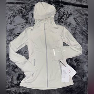 bnwt, lululemon, cross chill jacket